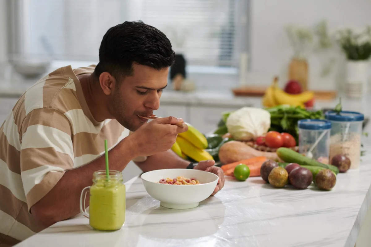 Monsoon Diet: Foods to Eat and Avoid to Prevent Waterborne Diseases